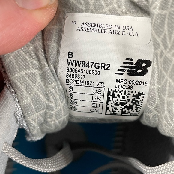 New Balance 847v2 Women’s Size 8 - Picture 8 of 9